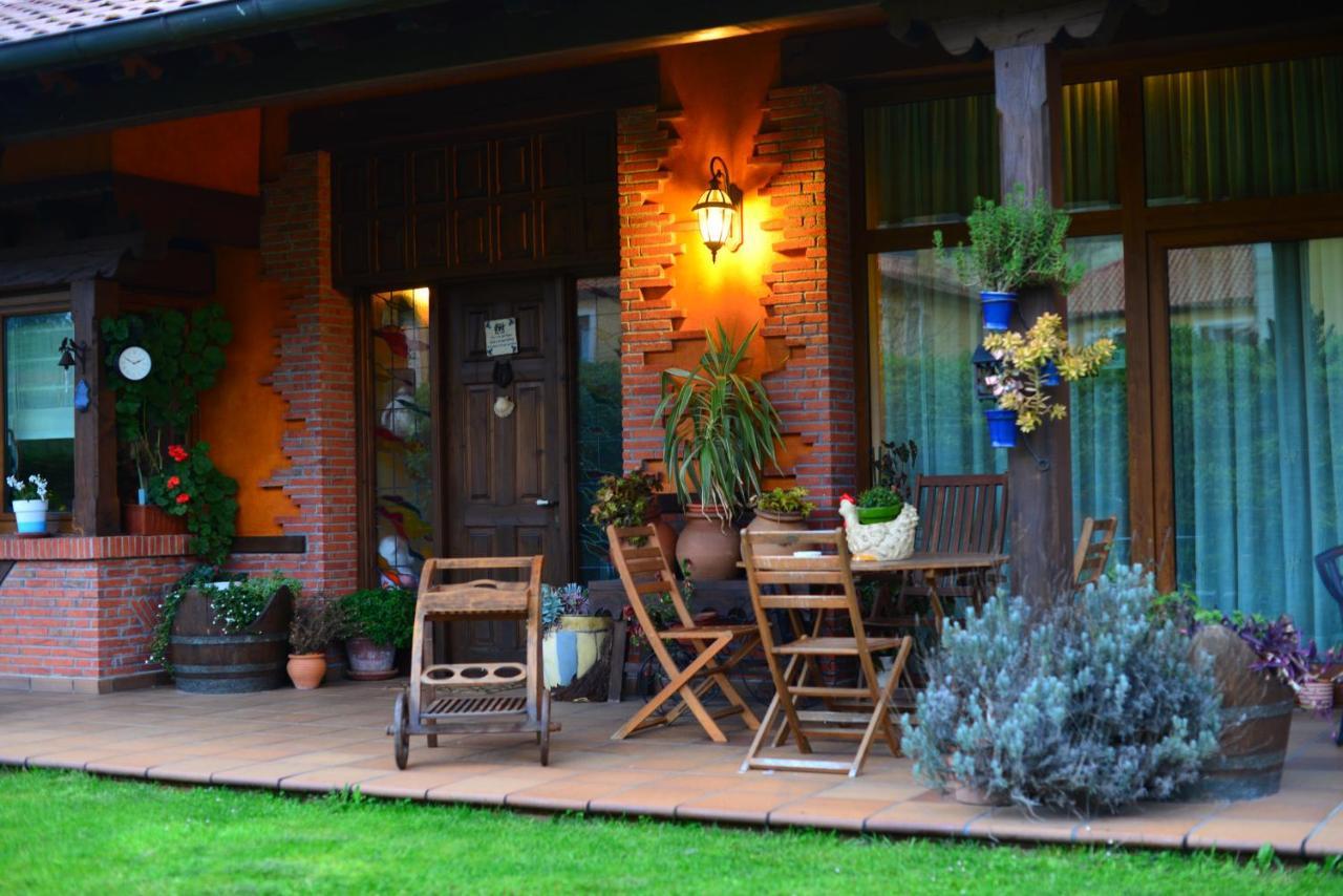 Bernabales Casa de hóspedes